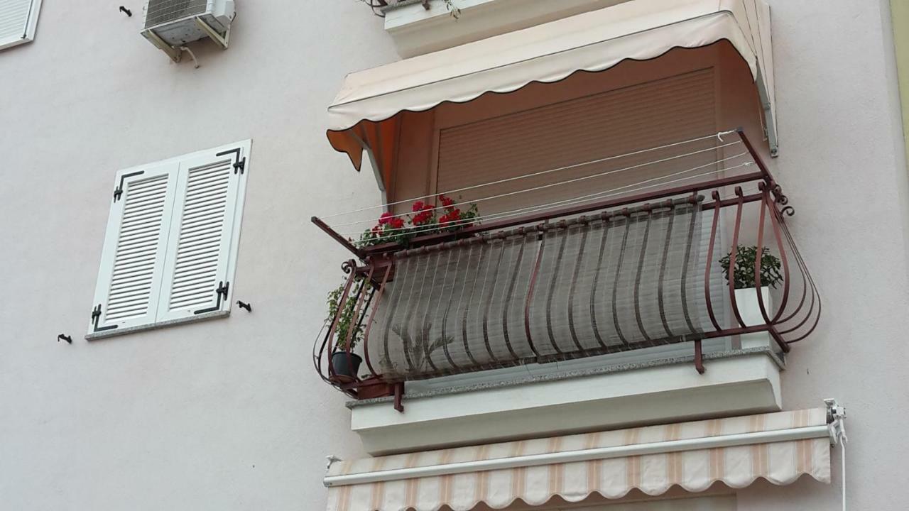 Maristela Apartament *